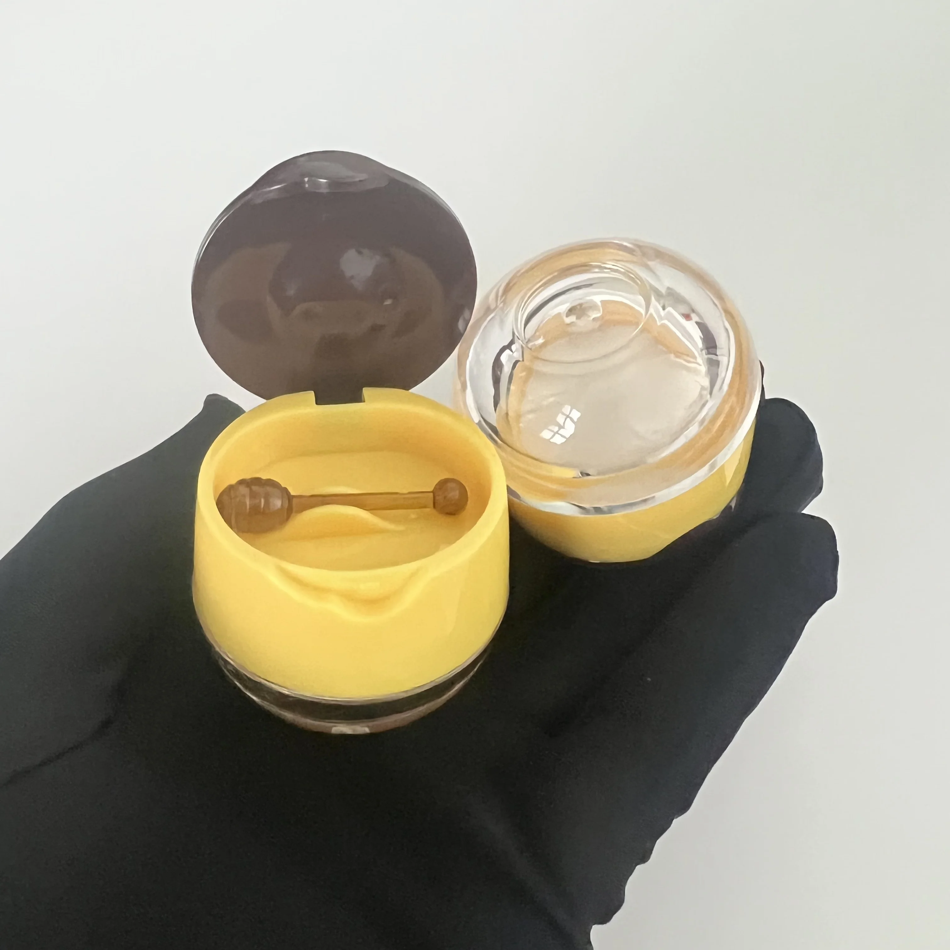 Hot selling Empty Cosmetic PP PET Plastic Cream jars with lids for Lip Scrub Lip balm container