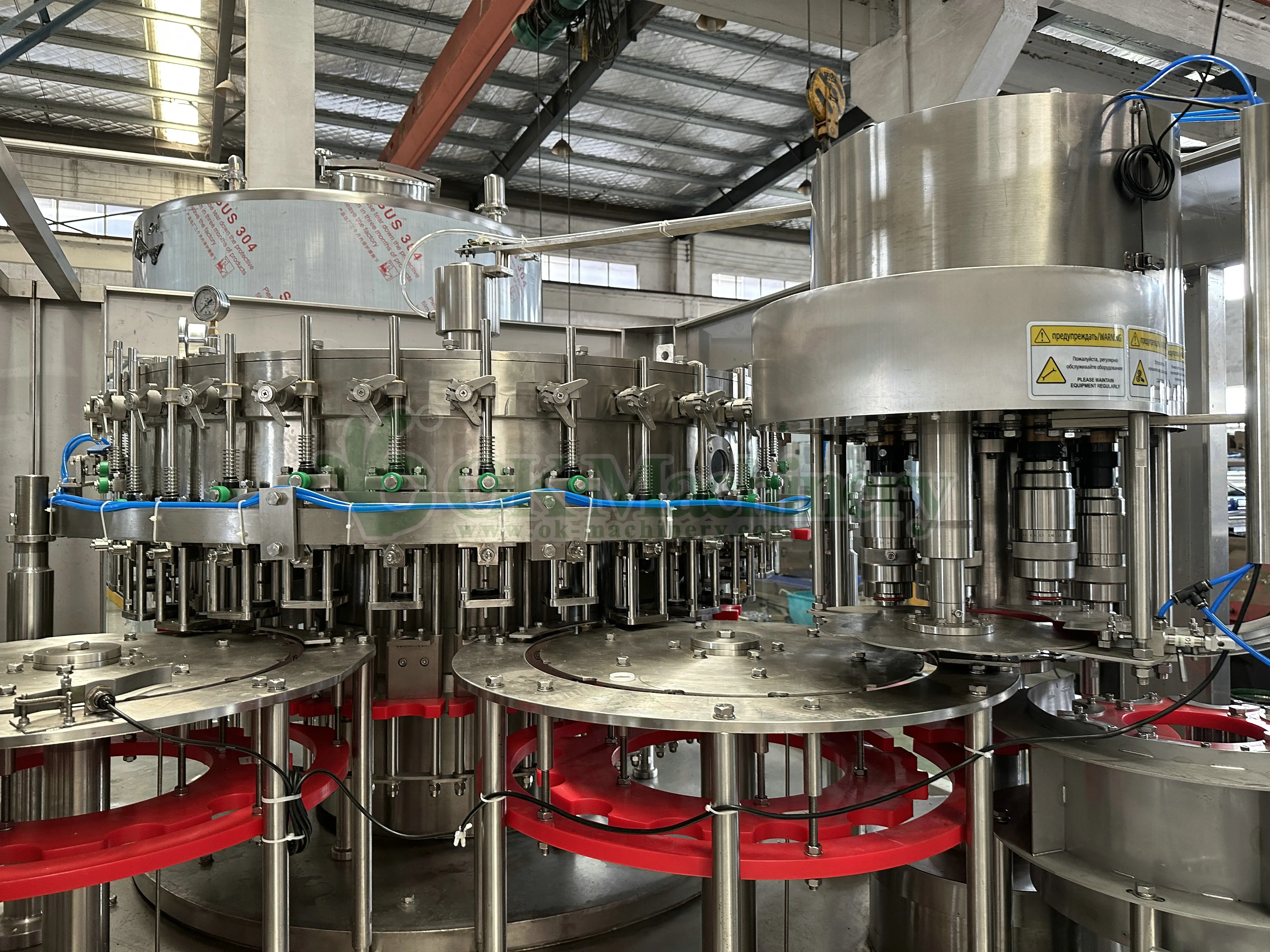 Automatic Co2 Sparkling Water Carbonated Liquid Filling Machine For Beverage Filling Machine