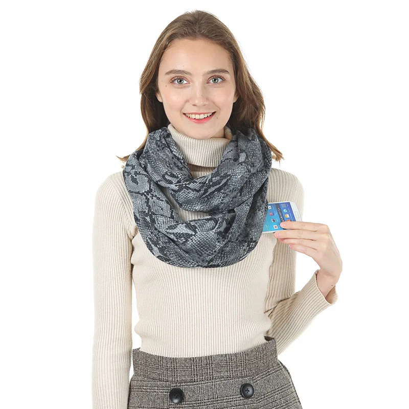 High Quality Leopard and Snake Pattern Infinity Loop Scarf with Hidden Zipper Pocket for Women Lightweight Solid Color Scarf