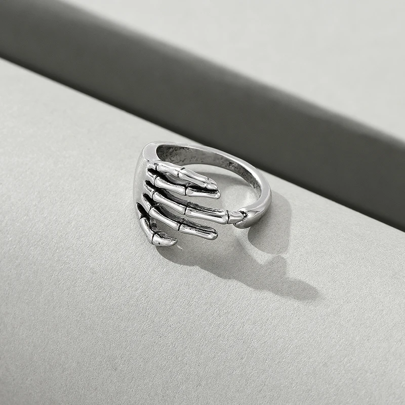 European Gothic Creative Skeleton  Ring Punk Alloy Five-pointed Finger Ring