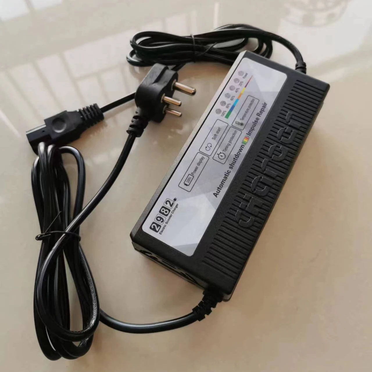 Factory Customized Good Quality 12V 3A 5A  Fast Charge waterproof Lifepo4 Lithium Battery Charger
