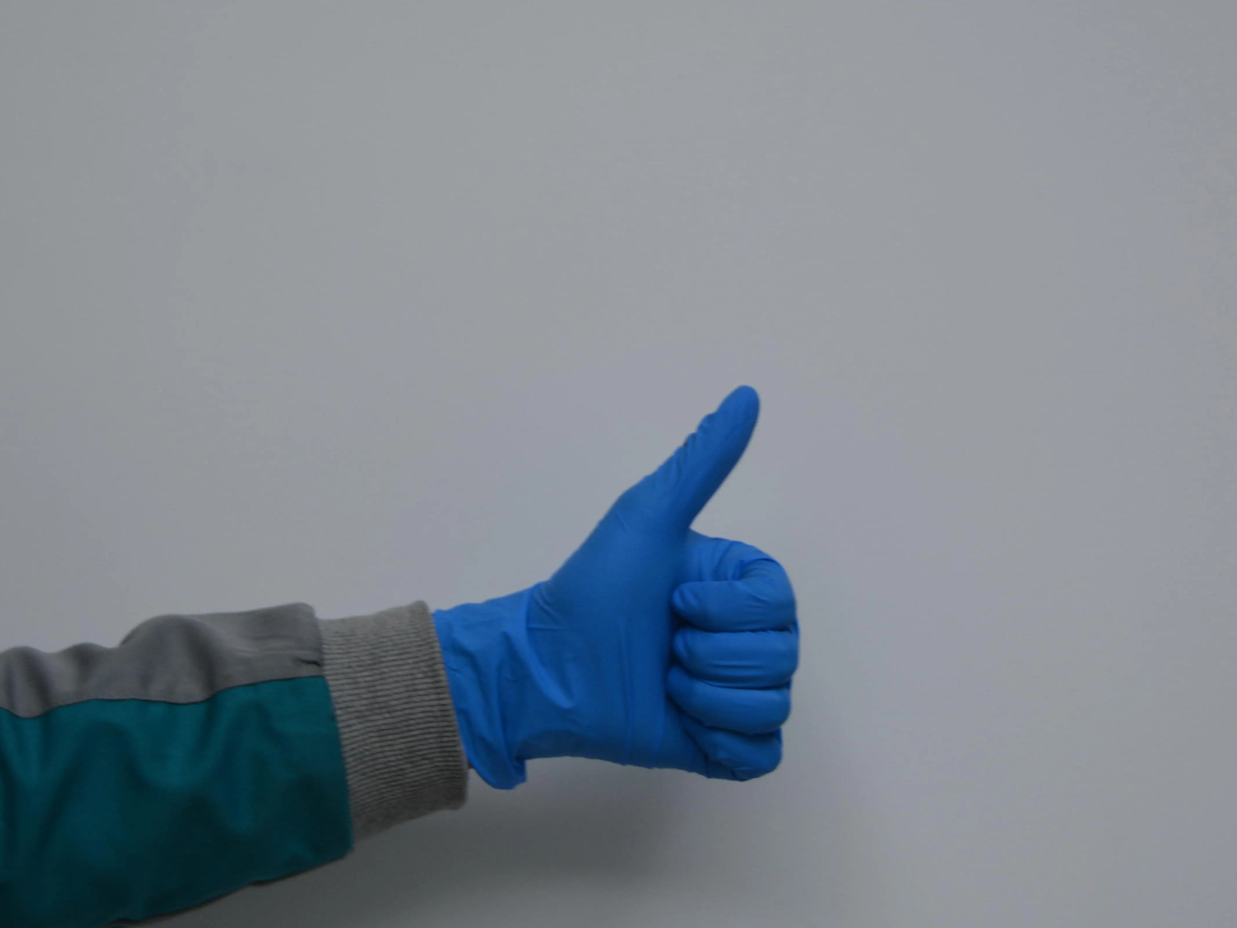 Перчатки для осмотра без латексных порошковых перчаток