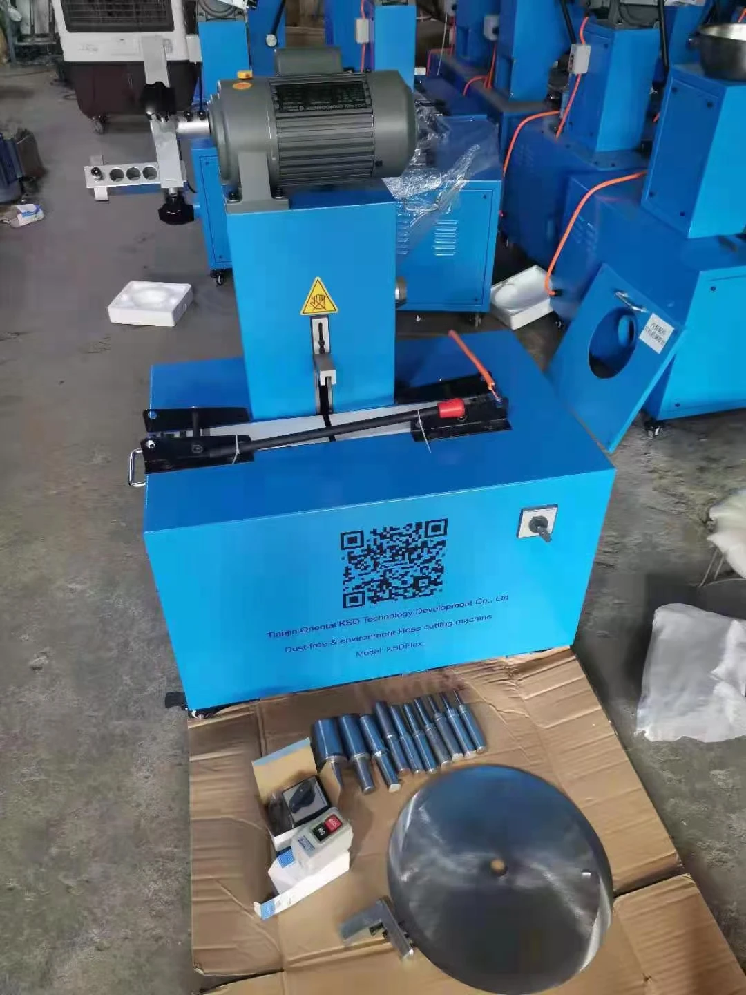 Factory hot sales lowest price flexible rubber hose cut hydraulic skiving stripping and dustless cutting machine