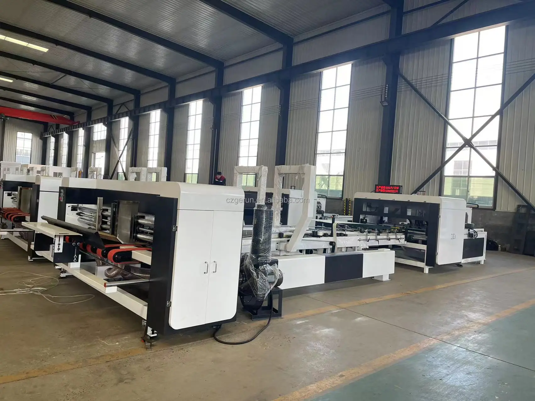 Best Sellers Efficient Automatic Carton Box Folder Gluer Machine Used In Production Line