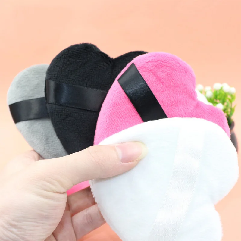 Custom logo Makeup velvet face and body white black pink shimmer powder puff setting loose powder puff pointed heart powder puff