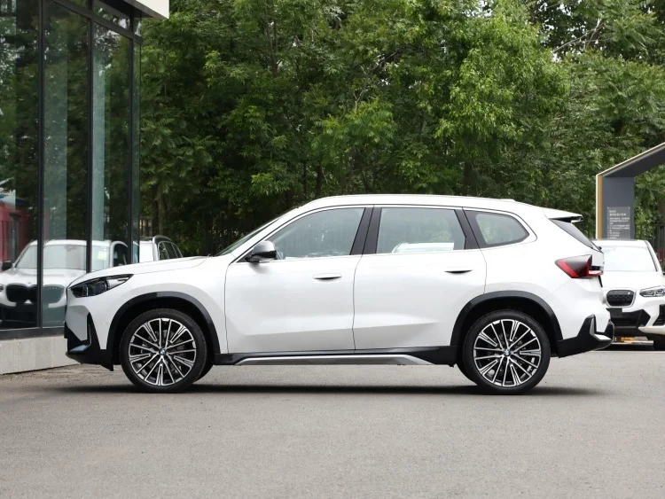 X1 Gasoline Car SUV BMW Xdrive25i X design set Awd as used car export