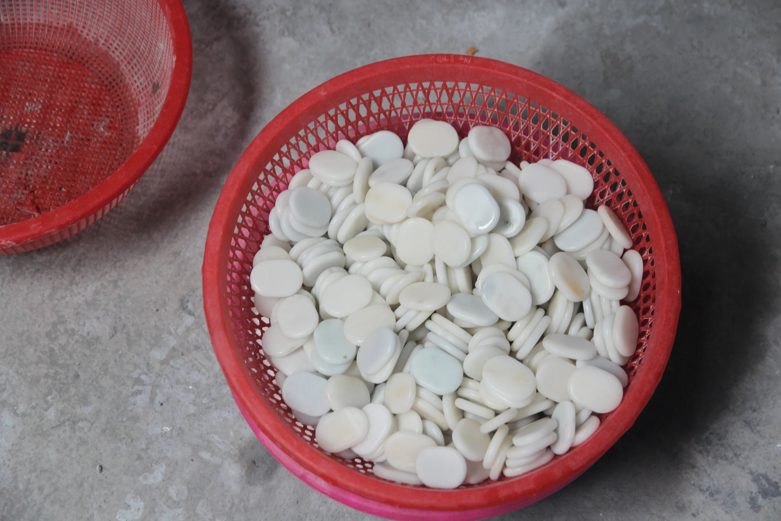 Wholesale  Hot Massage Stone Kit Set , Premium  Basalt Rocks For Professional Or Home Spa Relaxing, Pain Relief And Healing