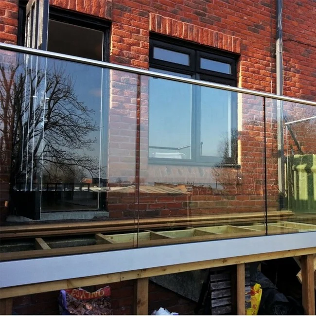 Daiya railing ladder with prices u channel tempered glass handrail