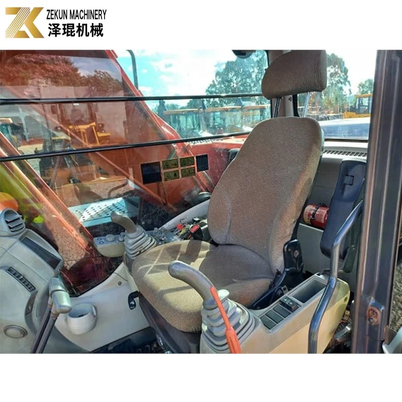 Original Design Low Price Used Japanese Excavator Hitachi ZX 210 Excavator ZX210LC ZX210LC-3