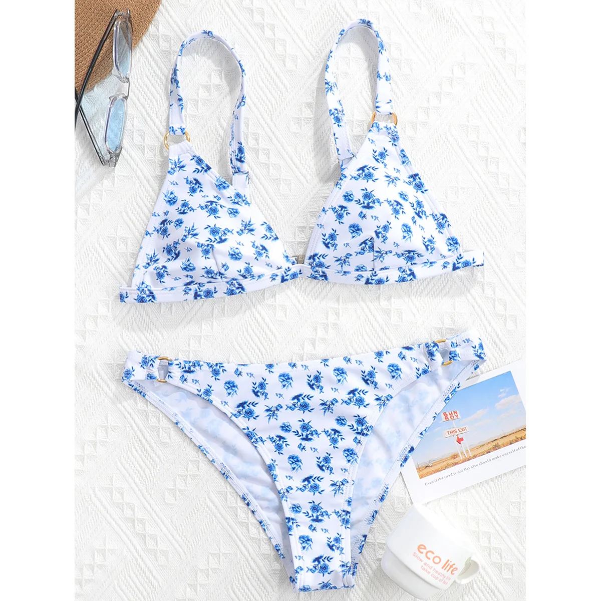 Basic fashionable and sexy fitness split print All Over bikini girls swimwear swimsuits for women string bikini set underwear