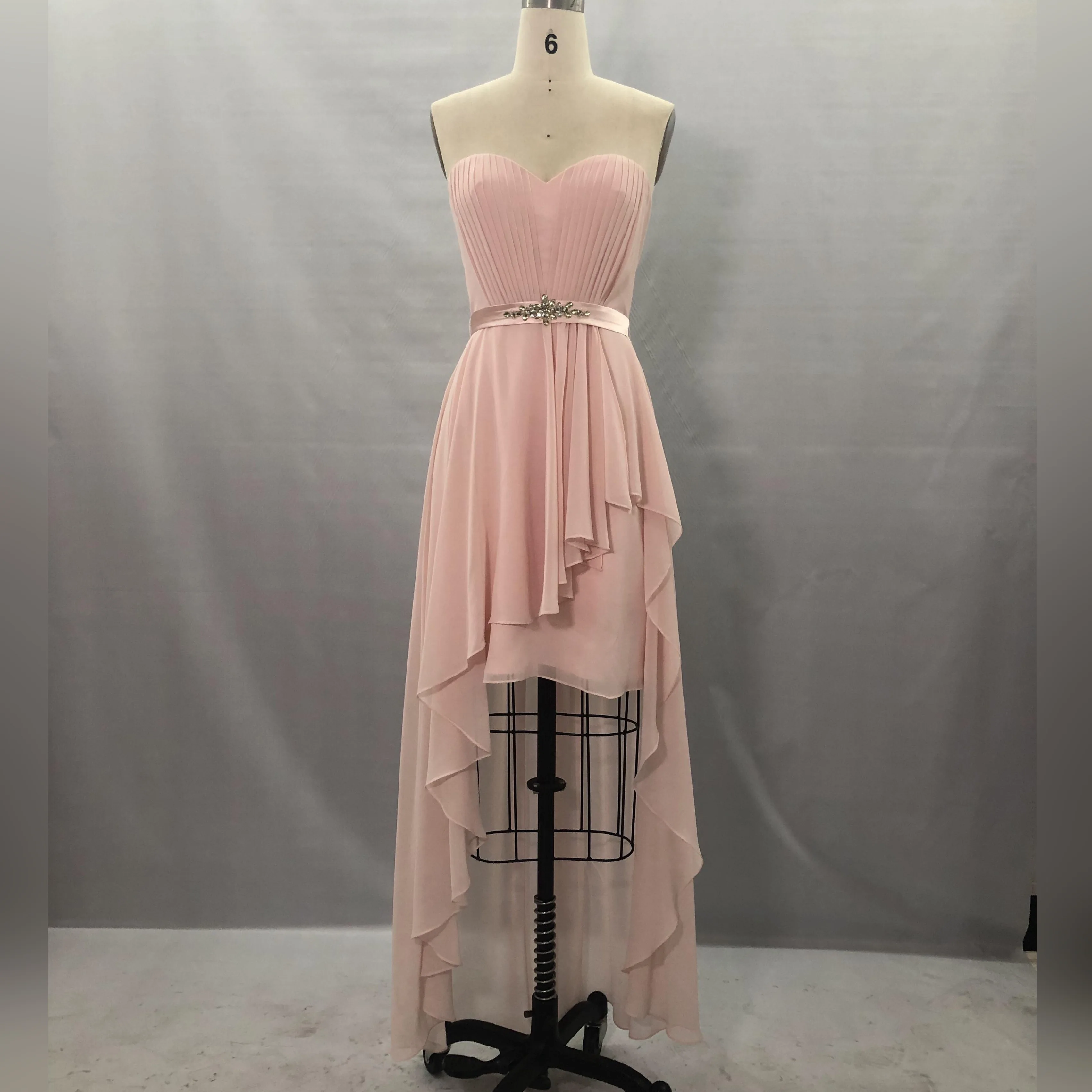 
Женское шифоновое коктейльное платье, розовое Плиссированное бальное платье без бретелек 