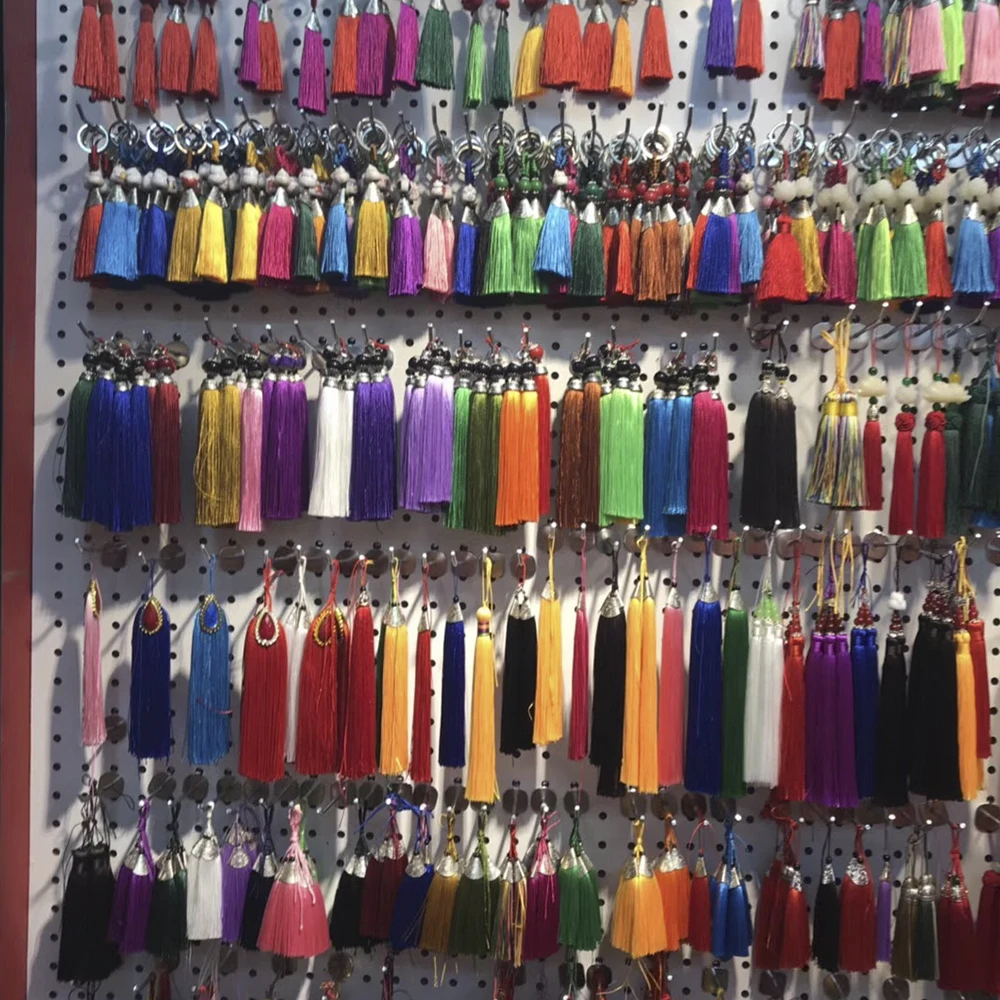 Wholesale cheap sour patch kids chenille letter patches tassel and fringe for carpets