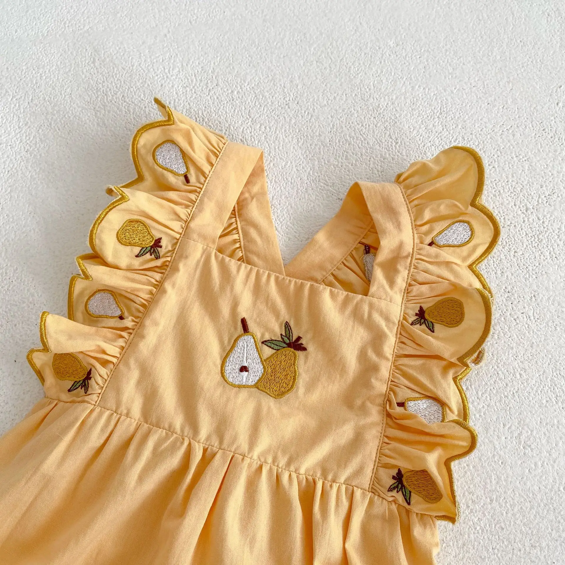 Wholesale ruffle style baby romper summer lovely baby girls suspender 100%cotton  Sleeveless baby Embroidered Romper