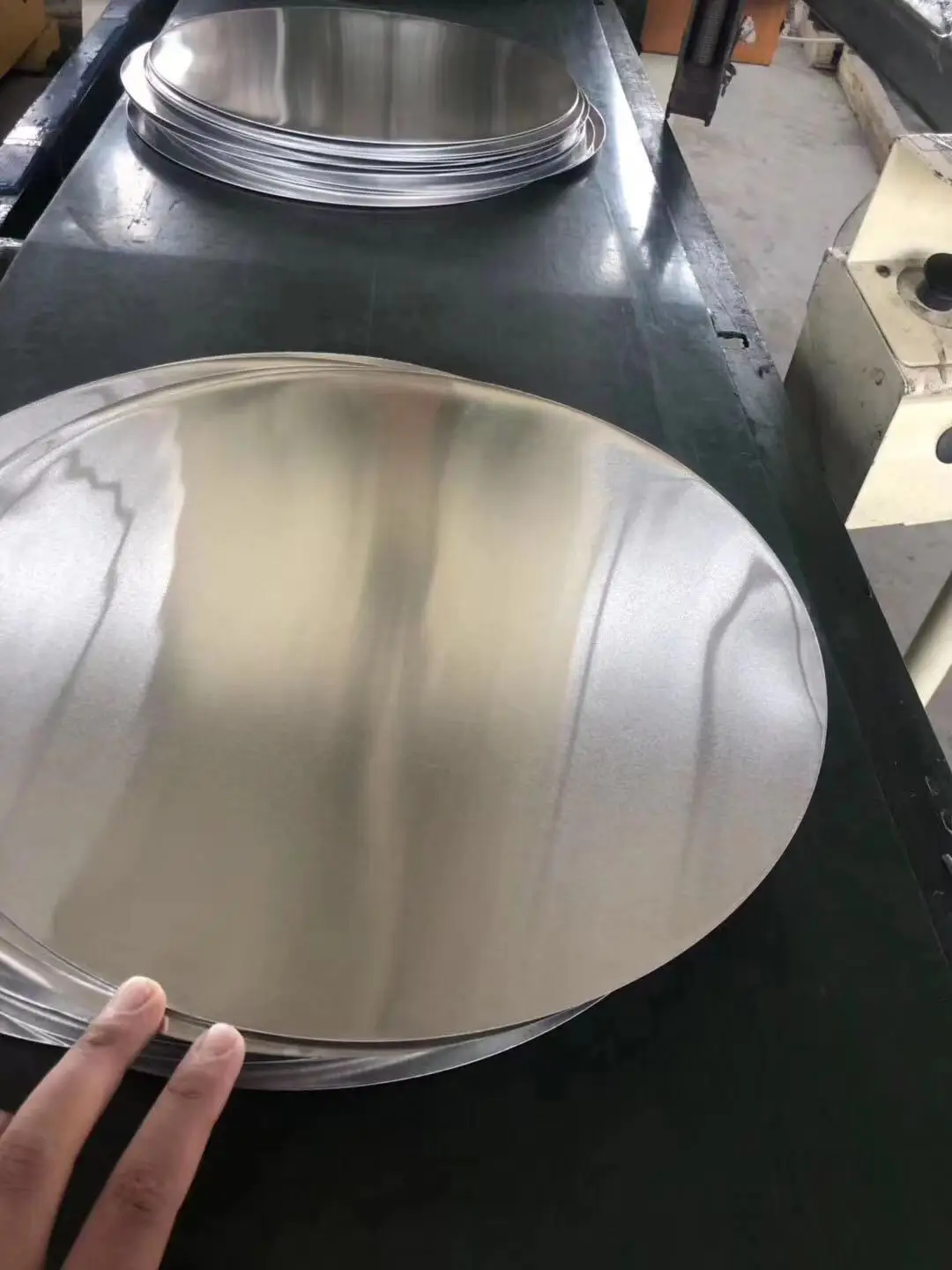 Widely use high quality 1050 1060 3003 5052 5083 6061t6 7075 Aluminum metal cutting circle sheet plate