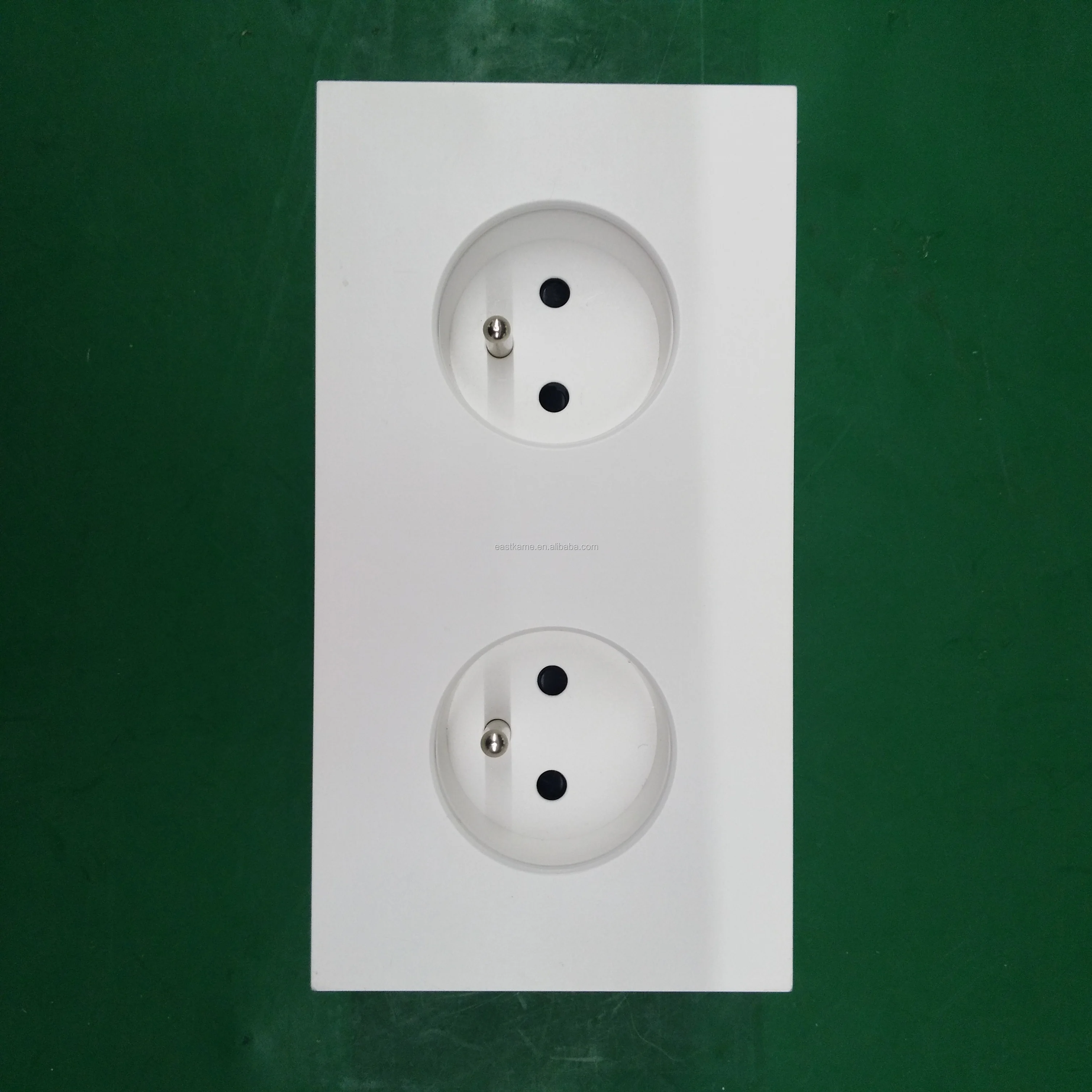 Eastkame  EU or France /USA /UK standard 110~250V 16A double  Wall Socket and power outlet plug for Vimar or legrand module