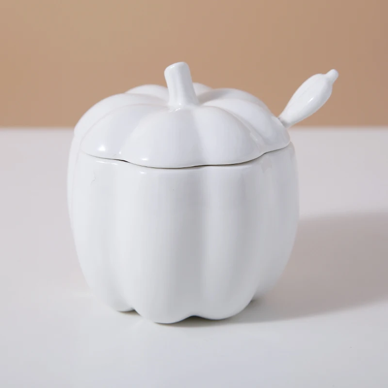 WEIYE OEM/ODM 4 дюйма фарфоровая Тыква соль перец сахар горшок белая керамическая приправа горшок с ложкой
