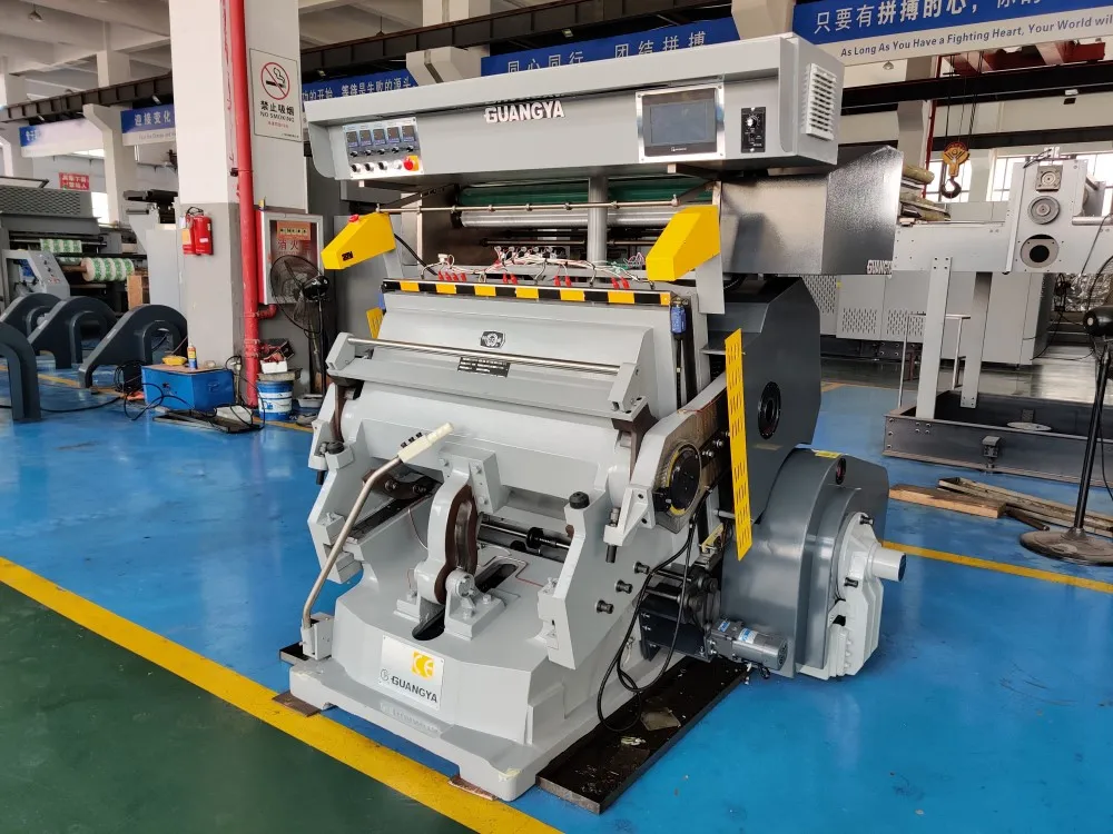 TYMC-1100 Руководство Горячее тиснение золотом фольгой печати и умирает автомат для резки