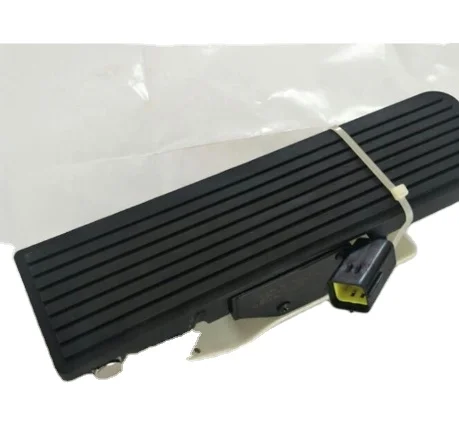 Truck Crane QY50K QY50K-II QY50KA Spare Parts electronical oil pedal 350825