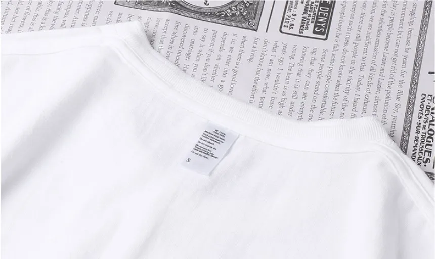 250 GSM White Black Tubular No Side Seam 3 Buttons Placket Henley Neck T Shirt