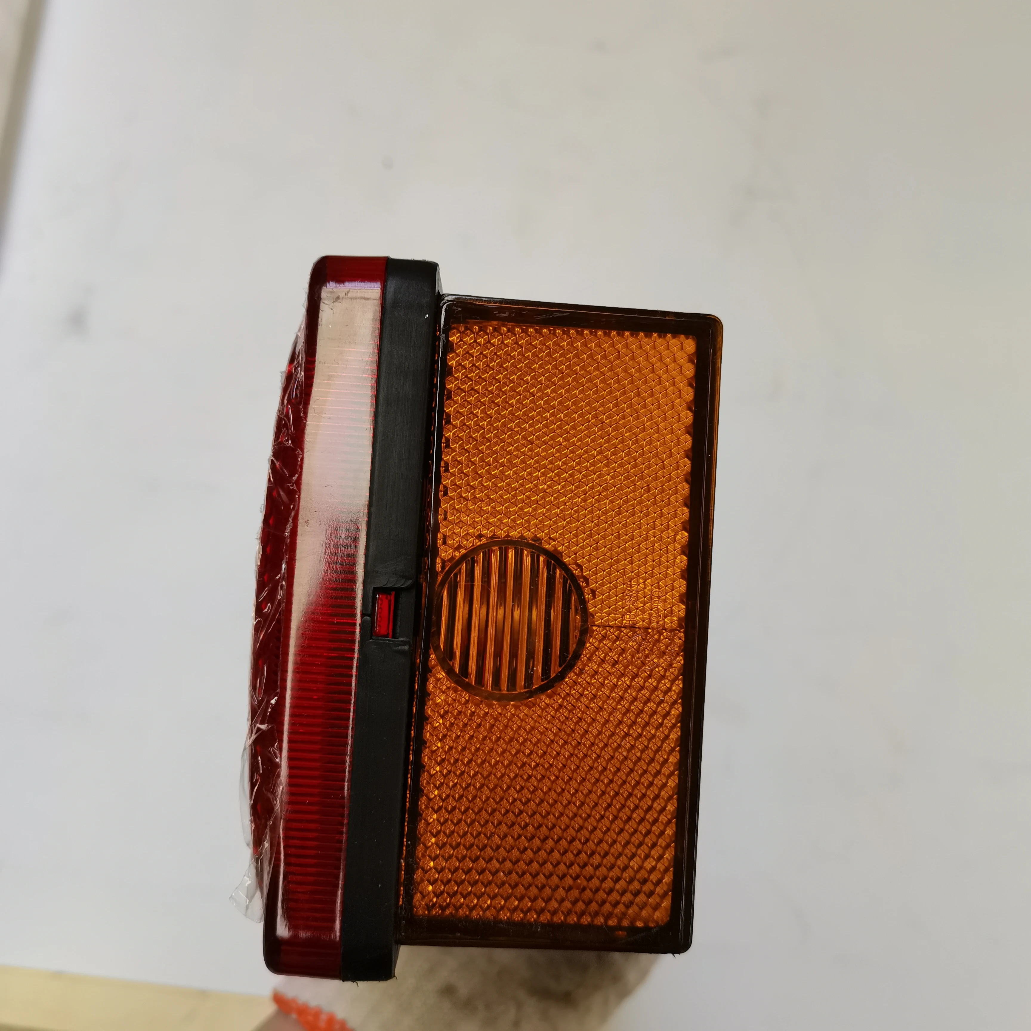 Wholesale Rear Light L Asemmbly for Howo Truck 12V 24V Original Truck Lamps for Sale