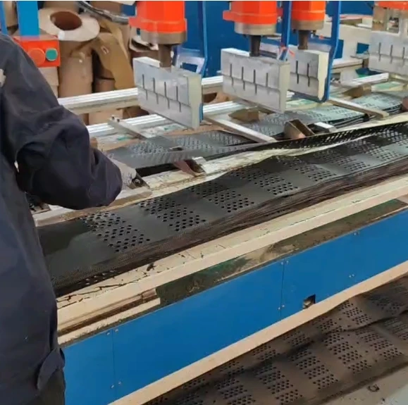 Factory direct sales 50-300mm Hdpe Honeycomb Geocell for slope protection Strengthen Road Grass Grid Pavers