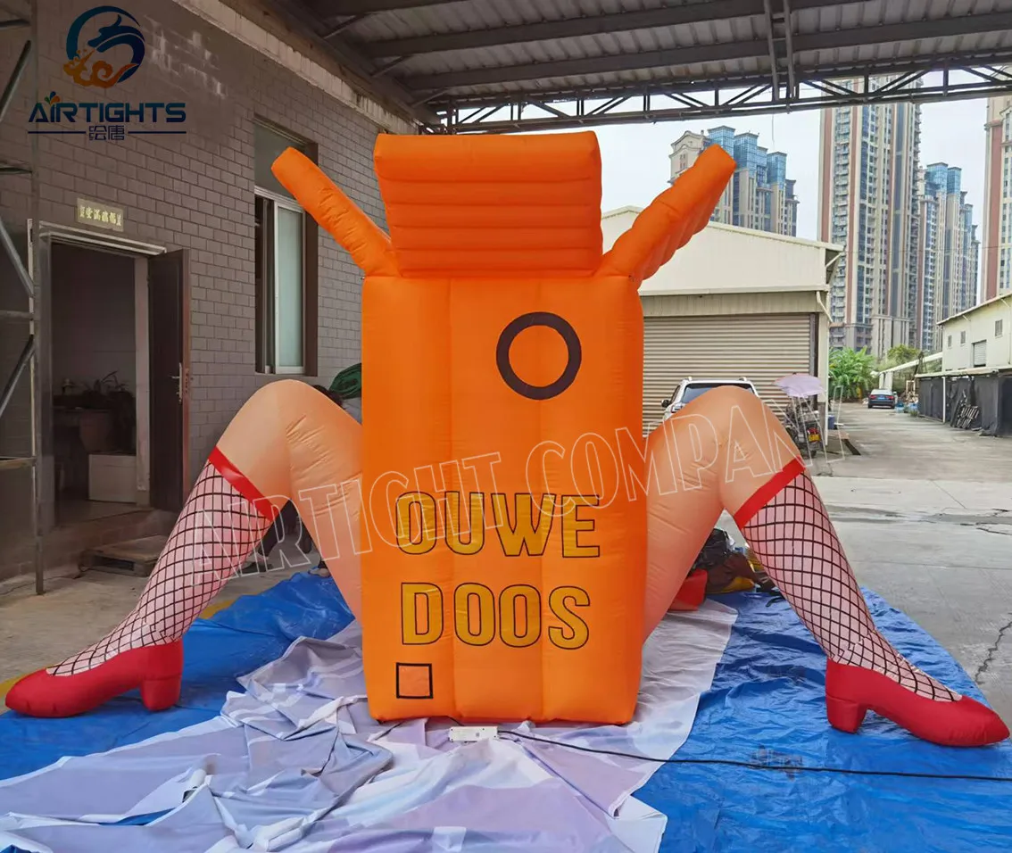 China Professional Supplier Holland Cartoon Dolls Inflatable OUWE DOOS for Rental