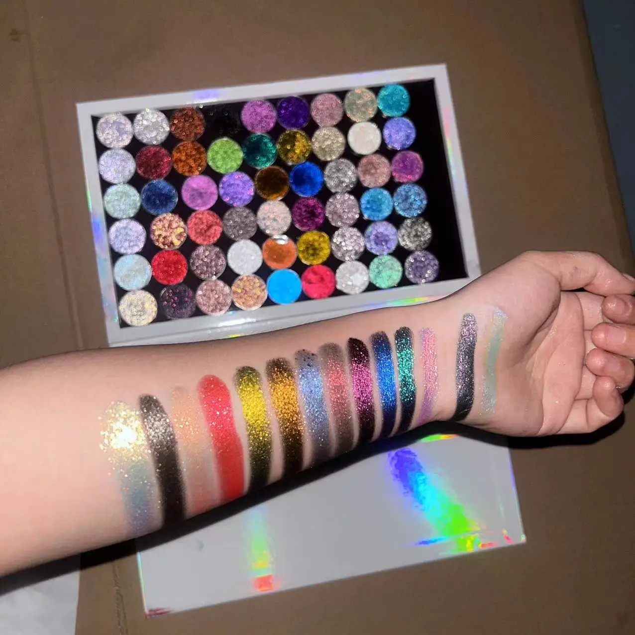 duochrome multi duochrome sparkly multi colors Luminous vegan glitter magnetic pan multi chrome eyeshadow