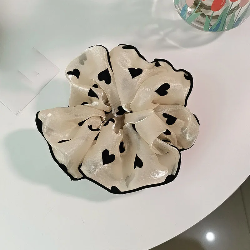 Wholesale Fashion Hair Scrunchies Heart Flower Printed Chiffon Oversize Hair Scrunchies Women Hair Accessories
