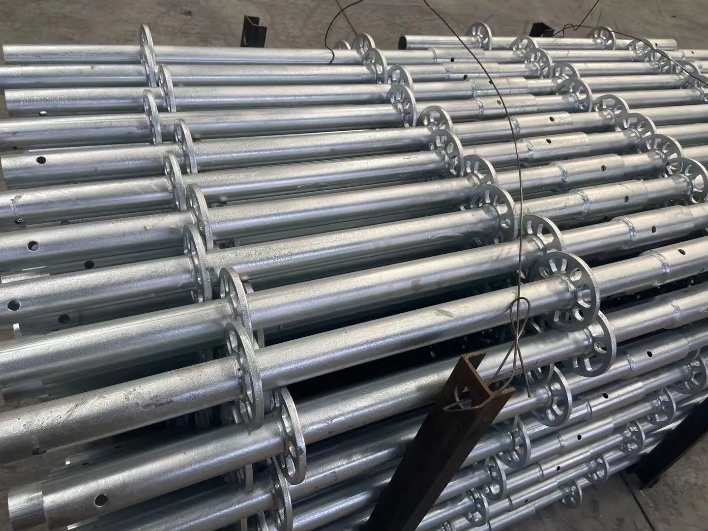
2.5M Ledger Multidirectional Ringlock Scaffolding System For Construction Ringlock Accessories Ledger End And Brace 