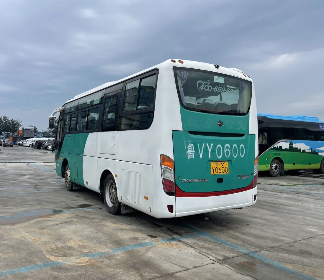 2015 30-Seater Yu tong 6758 Coach Bus with Yuchai 4EG180-40 Engine and Steel Chassis Used City Buses