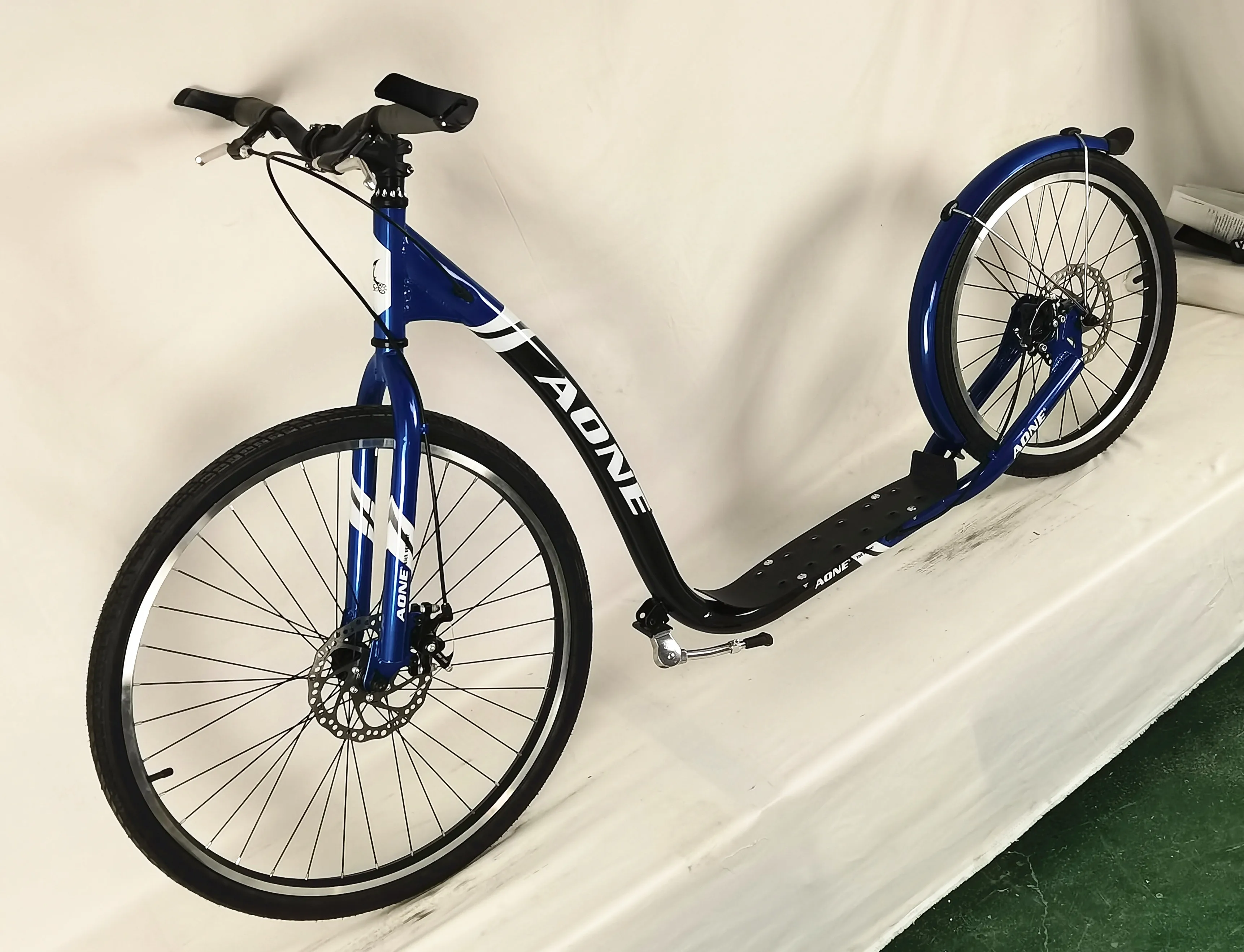 High Quality OEM wheel adult kick scooter two wheel foot scooter foot city bike adjustable lightweight walking scooters