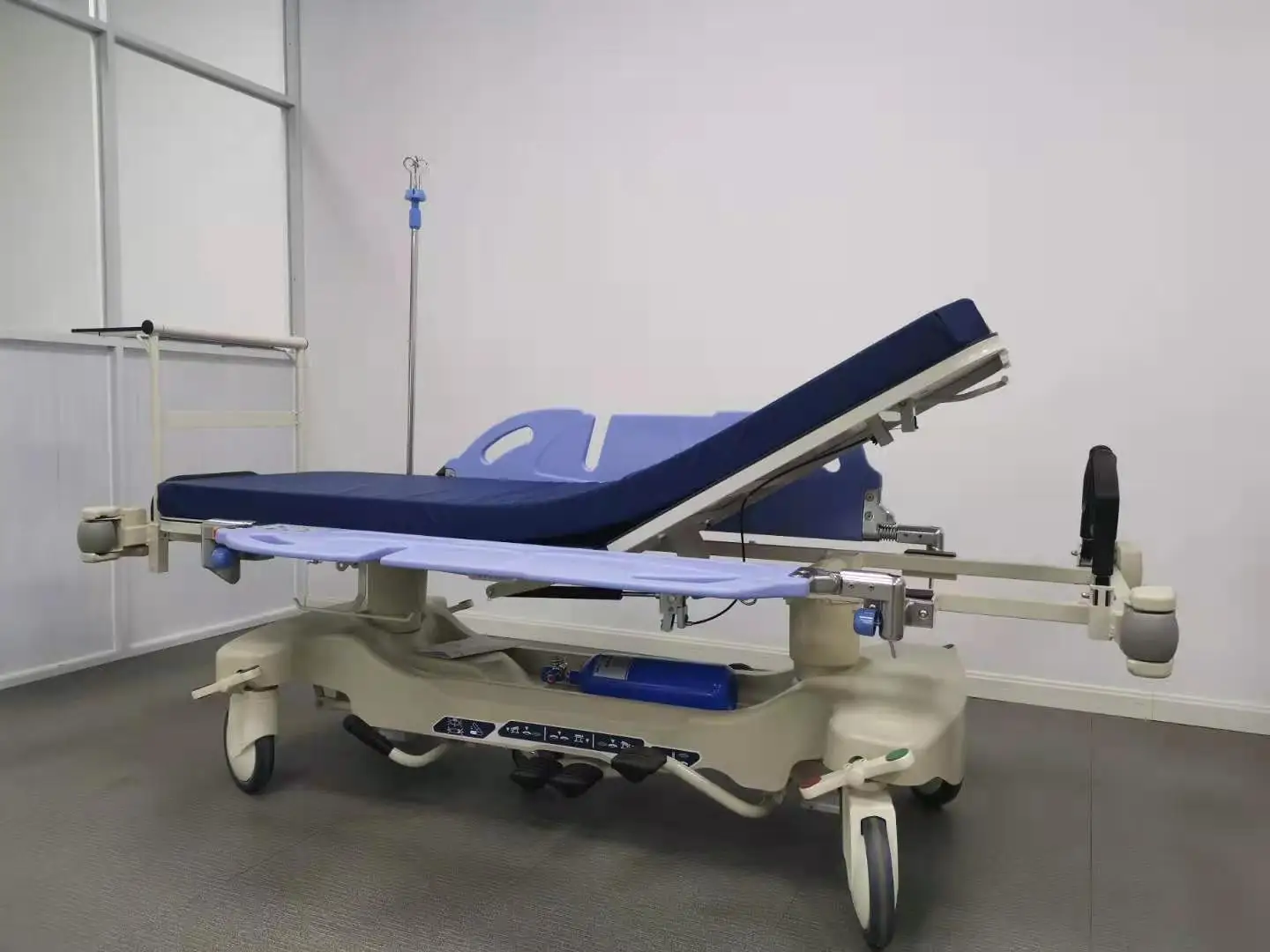 Hospital ICU Emergency Hydraulic Patient Transport Stretcher Emergency Rescue Bed With Table
