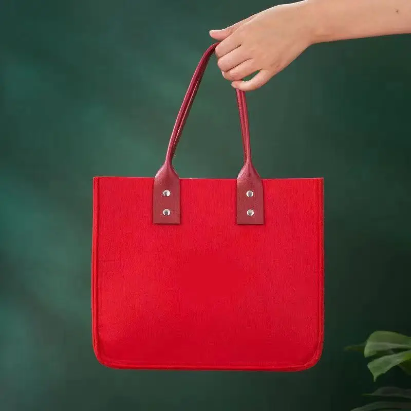 Custom Women Ladies Gift Bags for Bridesmaids Bridal Party Weddubg Minimalist Felt Handbag Tote Felt Bag Shopping Shoulder Bag