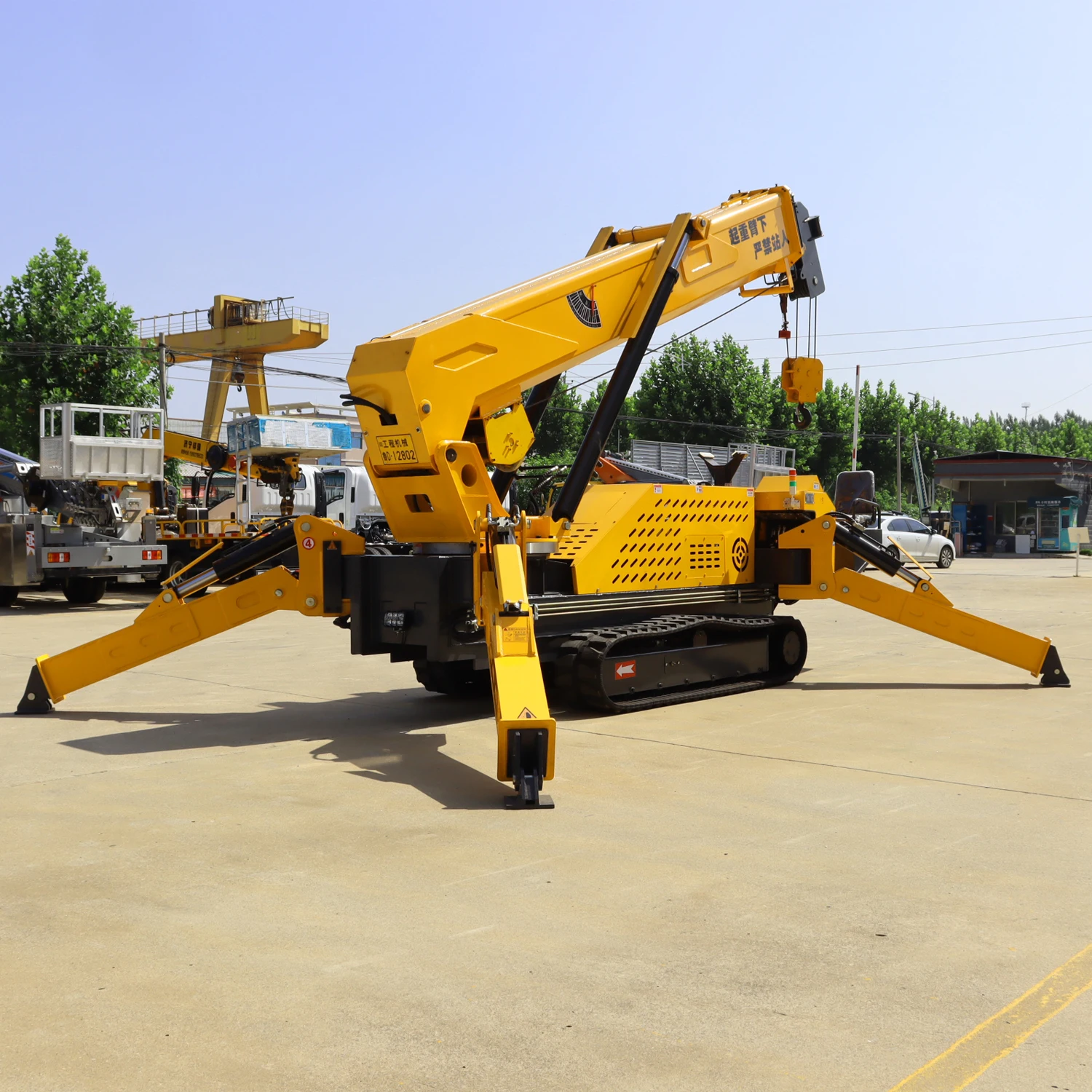3Ton 5Ton 8Ton Spider crane with compact structure mobile type lifting machine