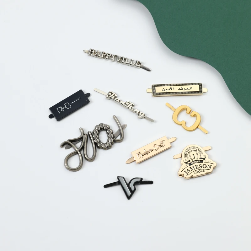 Custom Person metal letters logo bag plate brand name handbag wallet hat metal brand logo for bag
