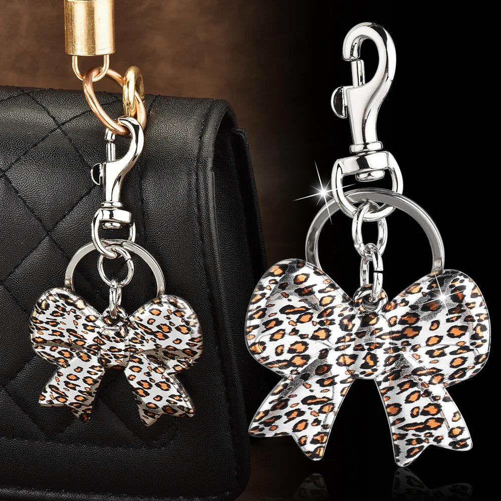 Factory Direct European American Cross-Border Explosion New Leopard Key Chain Fashion Car Bag Pendant Stainless Steel Jewelry