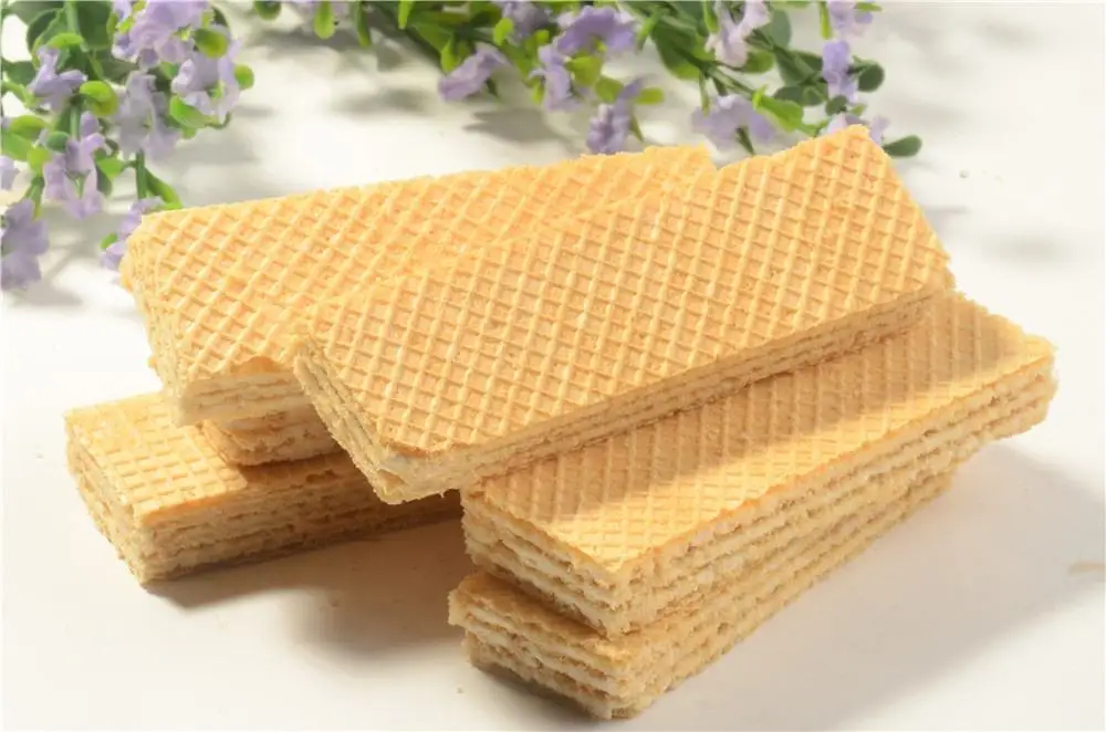 Wholesale Cheese Wafer Biscuits Crispy Rectangular Snacks Cream Chocolate Fruit Hazelnut Flavors Box Packaging Halal Approved