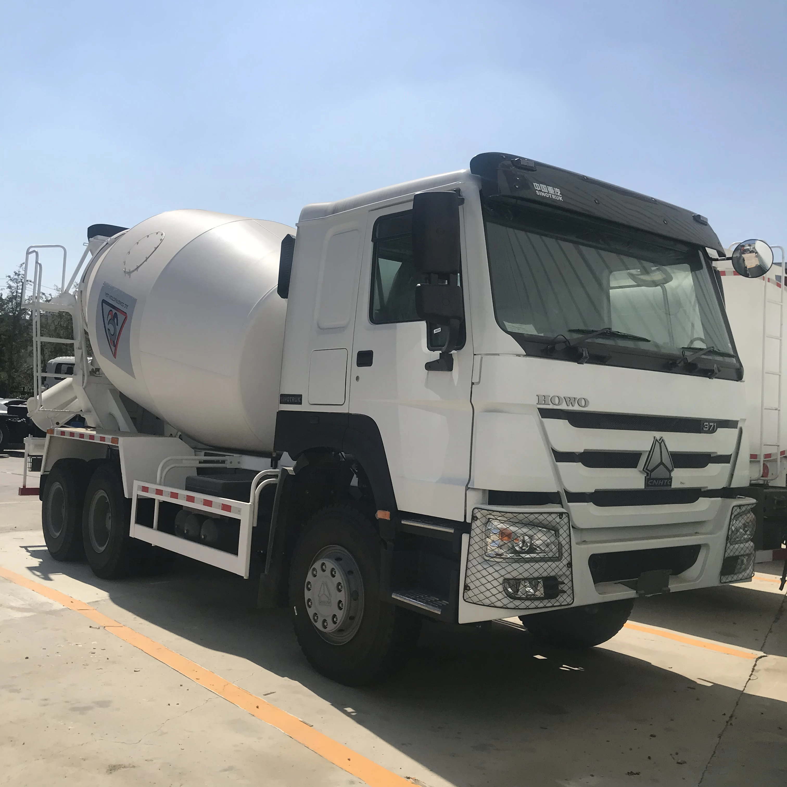 2016 2017 Shaanxi Auto Delong Shacman F3000 High Quality Concrete Mixer Truck 12m3 Tank Engine Cement Truck