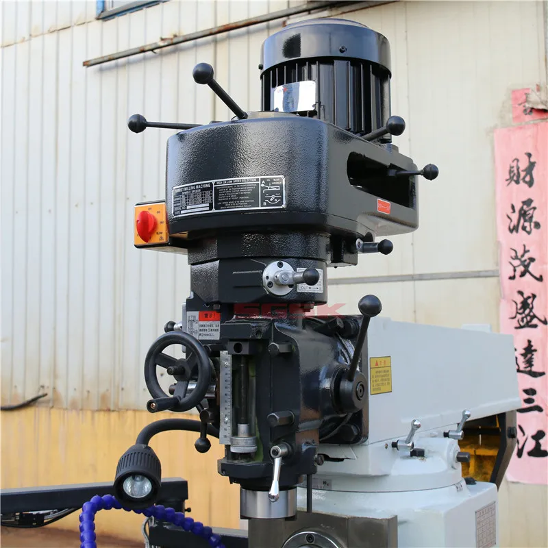 Horizontal vertical turret milling machine Precio fresadora X6332 Universal milling machine