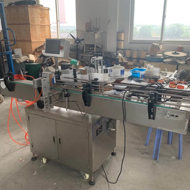 Fully automatic labeling machine for plastic egg tray