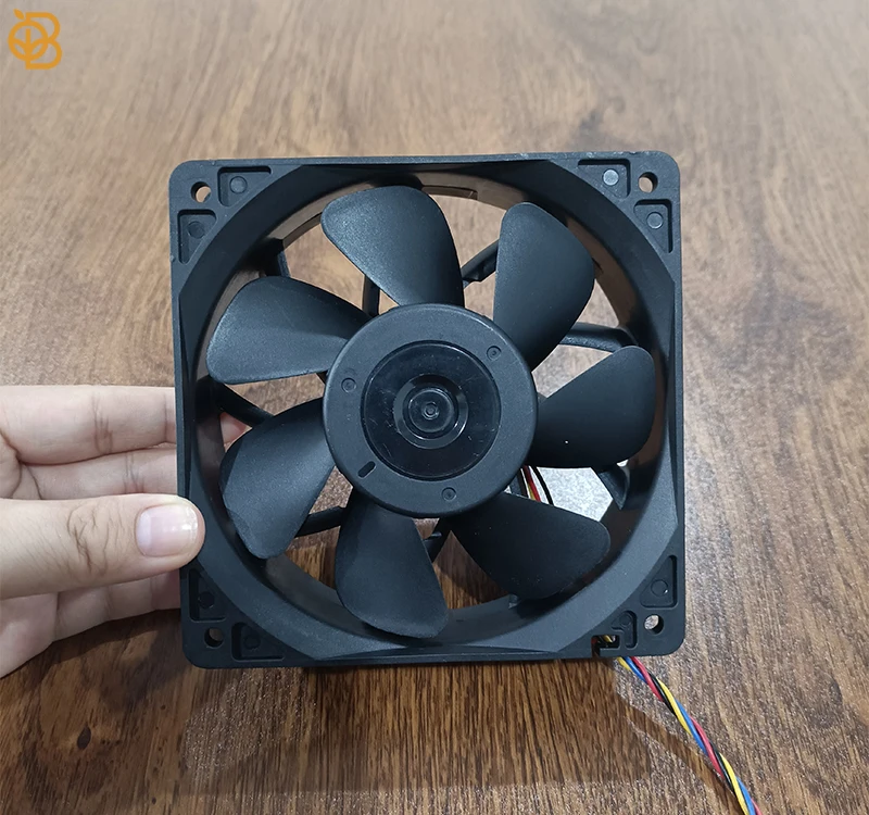 High Speed 120x120x38 Dc Axial Fan 12038 6000RPM 12V 2.7A Cooling Fan Replacement 4pin Connector Axial Flow Fans