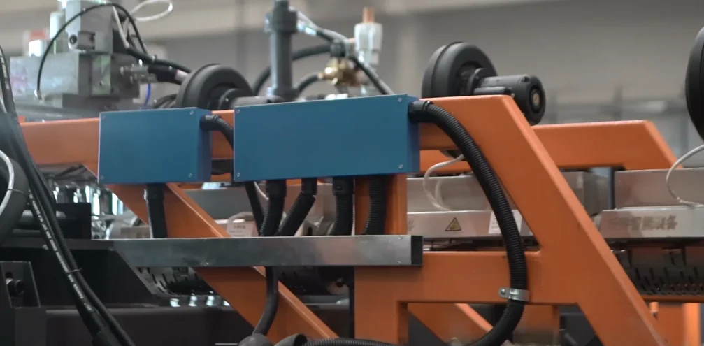 Leshan Powerful Function PP PE Plastic Bottle Blow Molding Machine