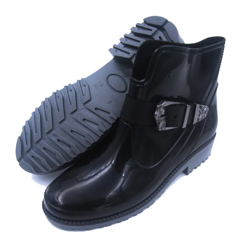 new design cheap black PVC martin women rain boots
