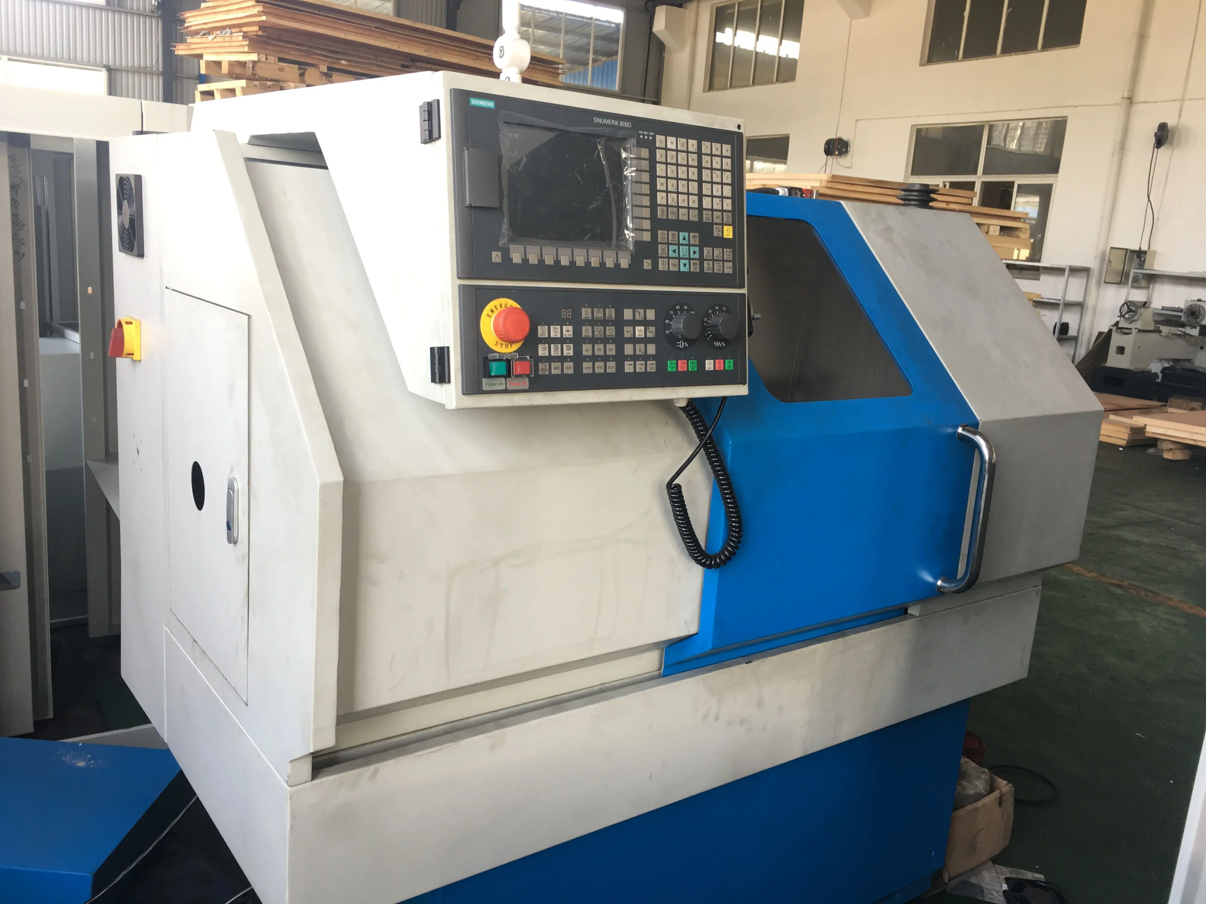 CK6132x750 CNC Lathe Machine  Turning Center