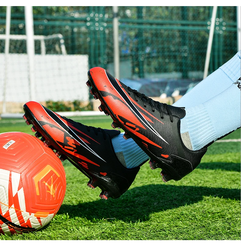 2022 Fashionable Style  For Men Soccer Boots Best Selling Football Shoes Oem Products Soccer Shoes