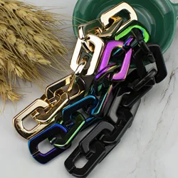 Bulk shoulder giant metal acrylic gold curb chain necklace fashion plastic resin acrylic crossbody purse link chain manufacture