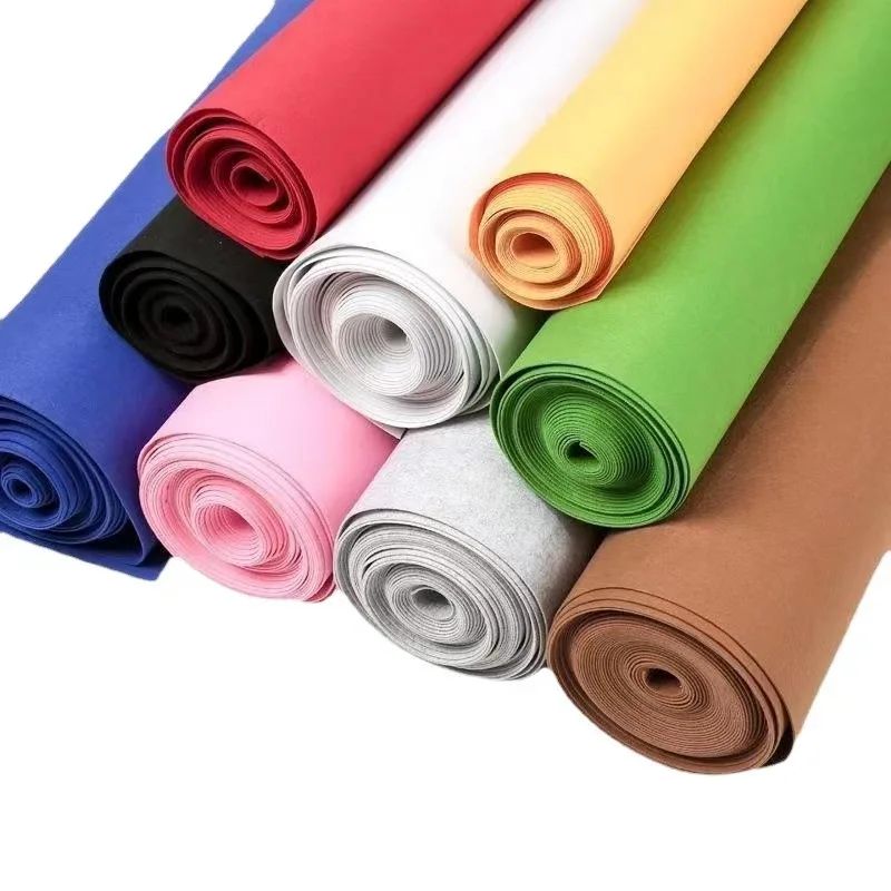 Factory Wholesale 100% Polypropylene Spunbond Nonwoven Fabric Felt Non Woven Fabric Embossed Accept Customized Logo 500KG Above