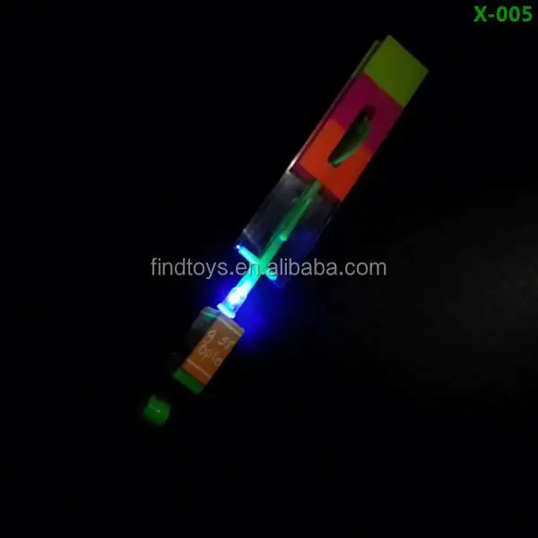 Новое поступление оптовая продажа светодиодная Рогатка вертолет игрушка светящаяся Летающая стрела игрушки
