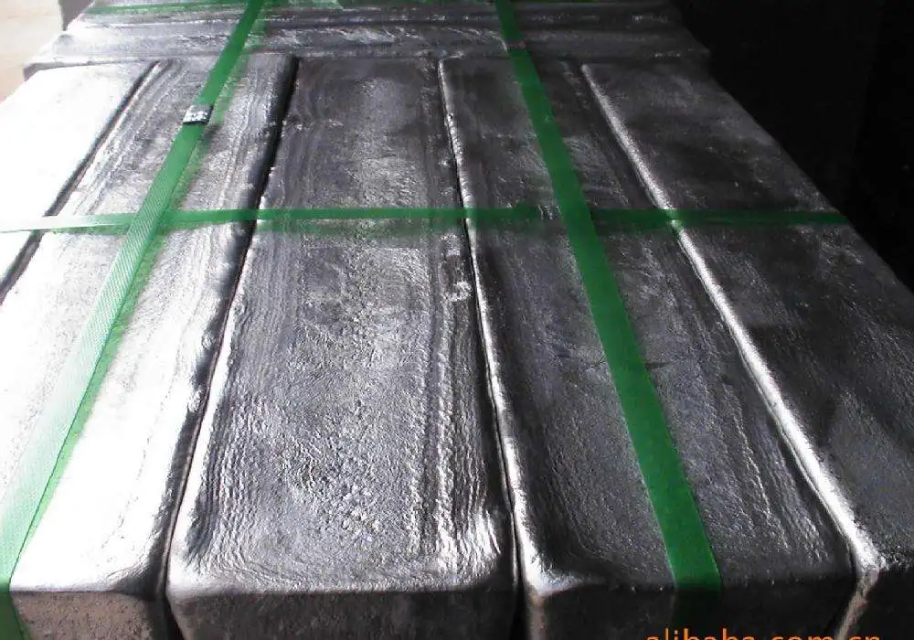 In March, large quantities of magnesium ingot were exported from the warehouse