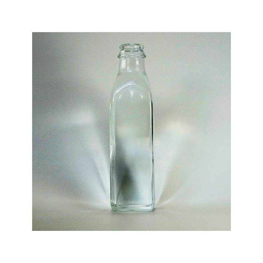 Japan empty barbecue tomato sauce glass bottles for pepper sauce